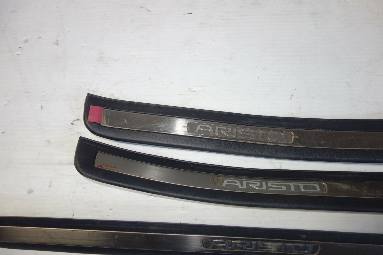 JDM 1998-2005 ARISTO LEXUS GS300 OEM DOOR SILLS TRIM SCUFF PLATES SIDE STEPS