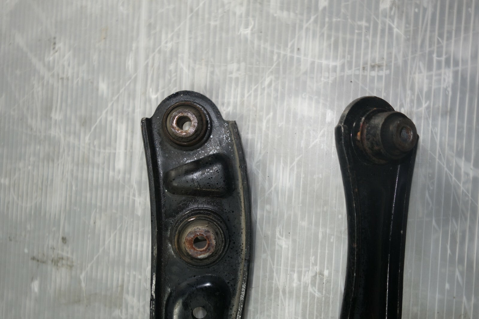 JDM 1996-2000 HONDA CIVIC OEM EK GENUINE REAR LOWER CONTROL ARM EK3 EK4 EK9 PAIR