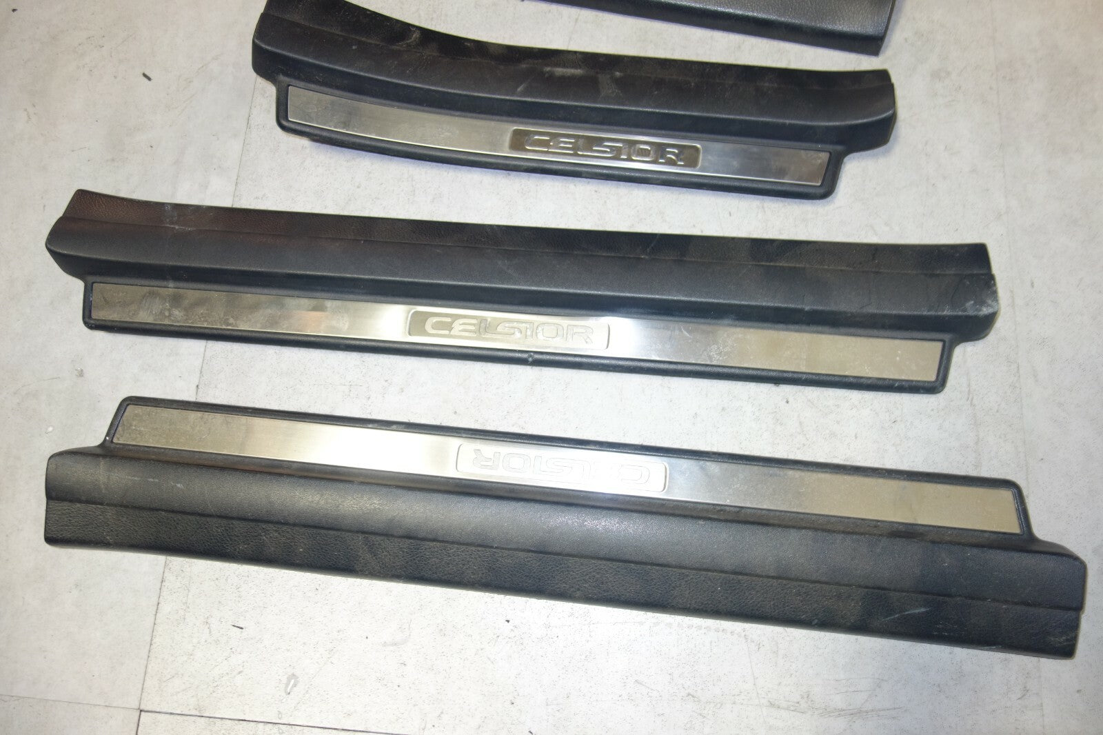 JDM Lexus LS430 Toyota Celsior Door Sills Scuff Plates 2001-2006 UCF30 UCF31
