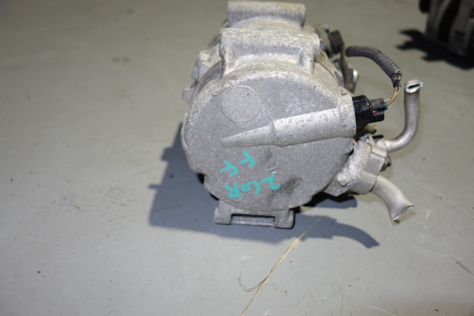 JDM TOYOTA /LEXUS 2GR FE V6 3.5L USED  AC COMPRESSOR OEM 447260-1151