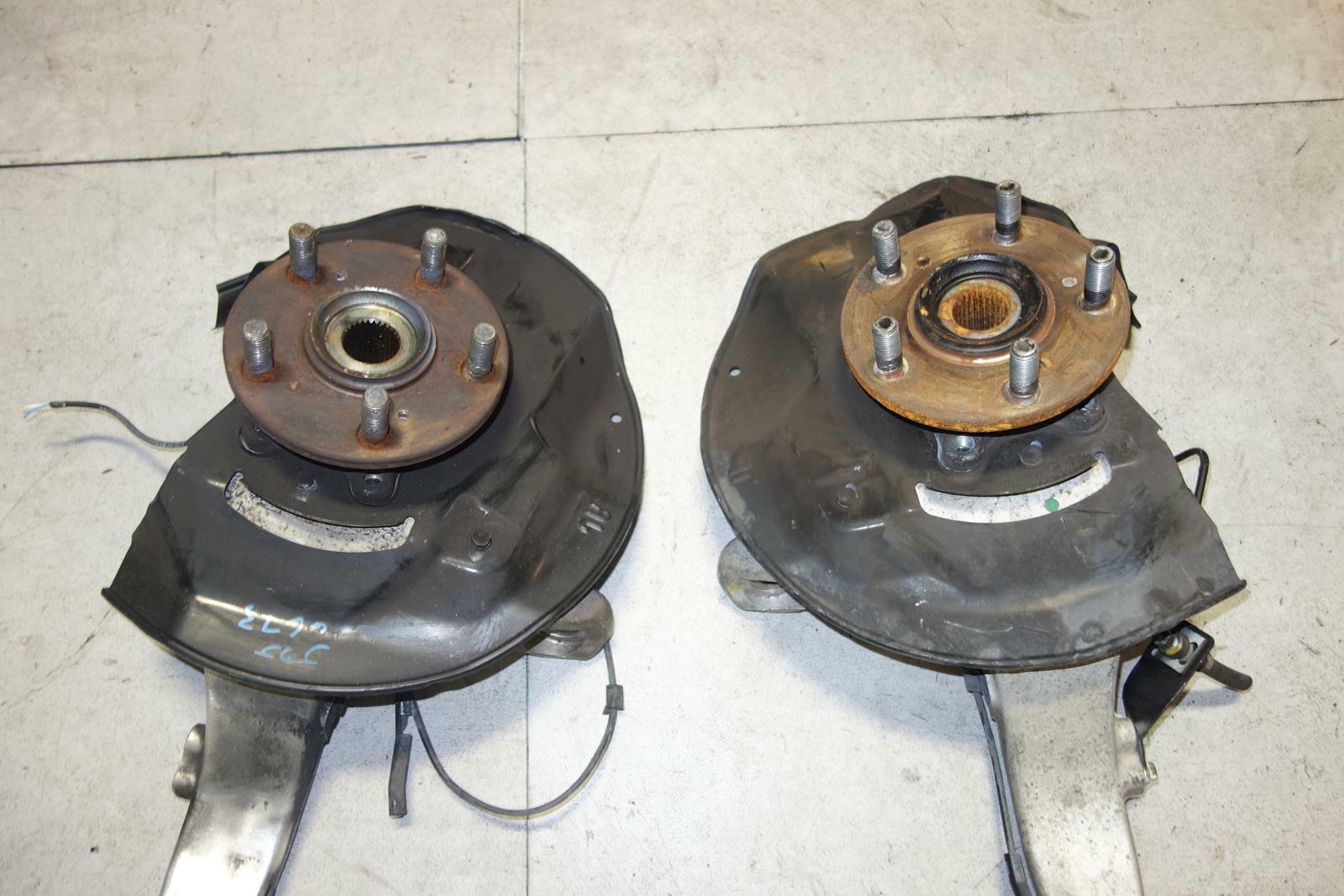 Genuine Acura RL Front Wheel Hub Bearing Knuckle Spindle Low Miles 2005-2012