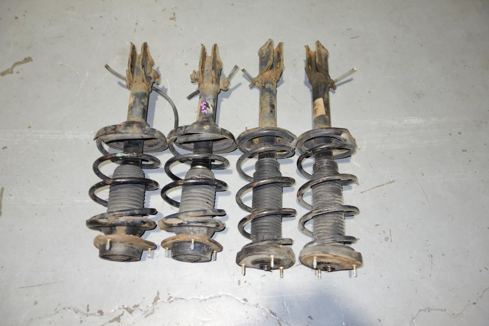 JDM 2003-2008 SUBARU FORESTER SG5 SG9 OEM KYB FRONT & REAR SHOCKS STRUTS COIL