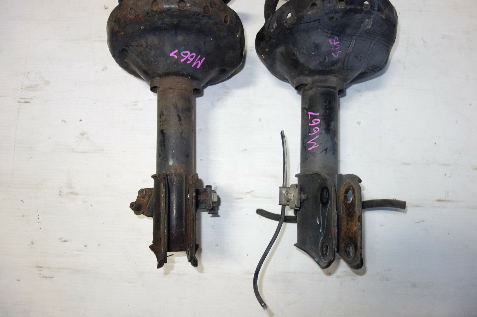 JDM 2003-2008 SUBARU FORESTER SG5 SG9 OEM KYB FRONT SHOCKS STRUTS COIL SPRINGS