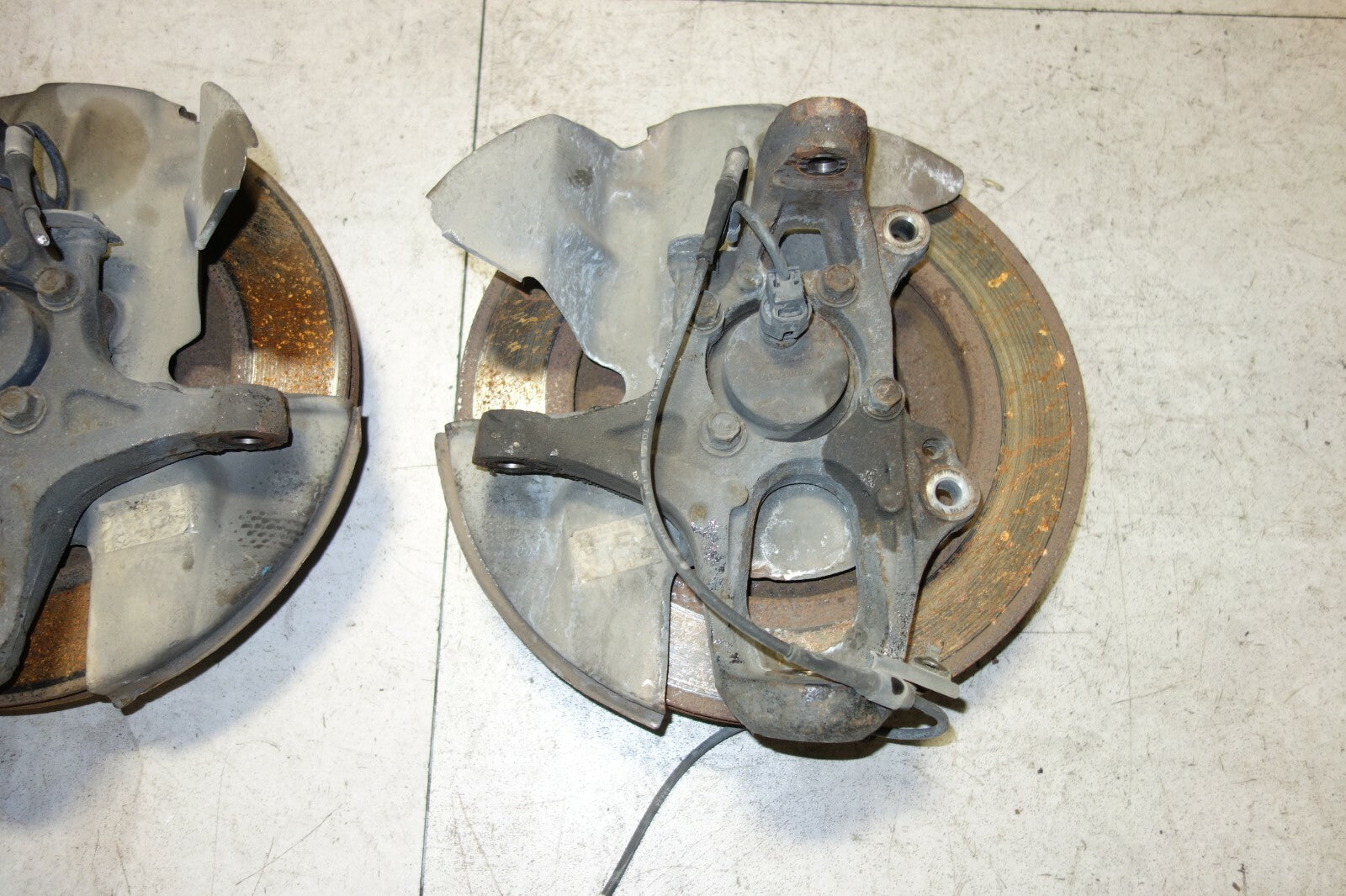 JDM Mazda RX8 Front Spindles Knuckles Hub USED OEM 2004 2005 2006 2007 2008