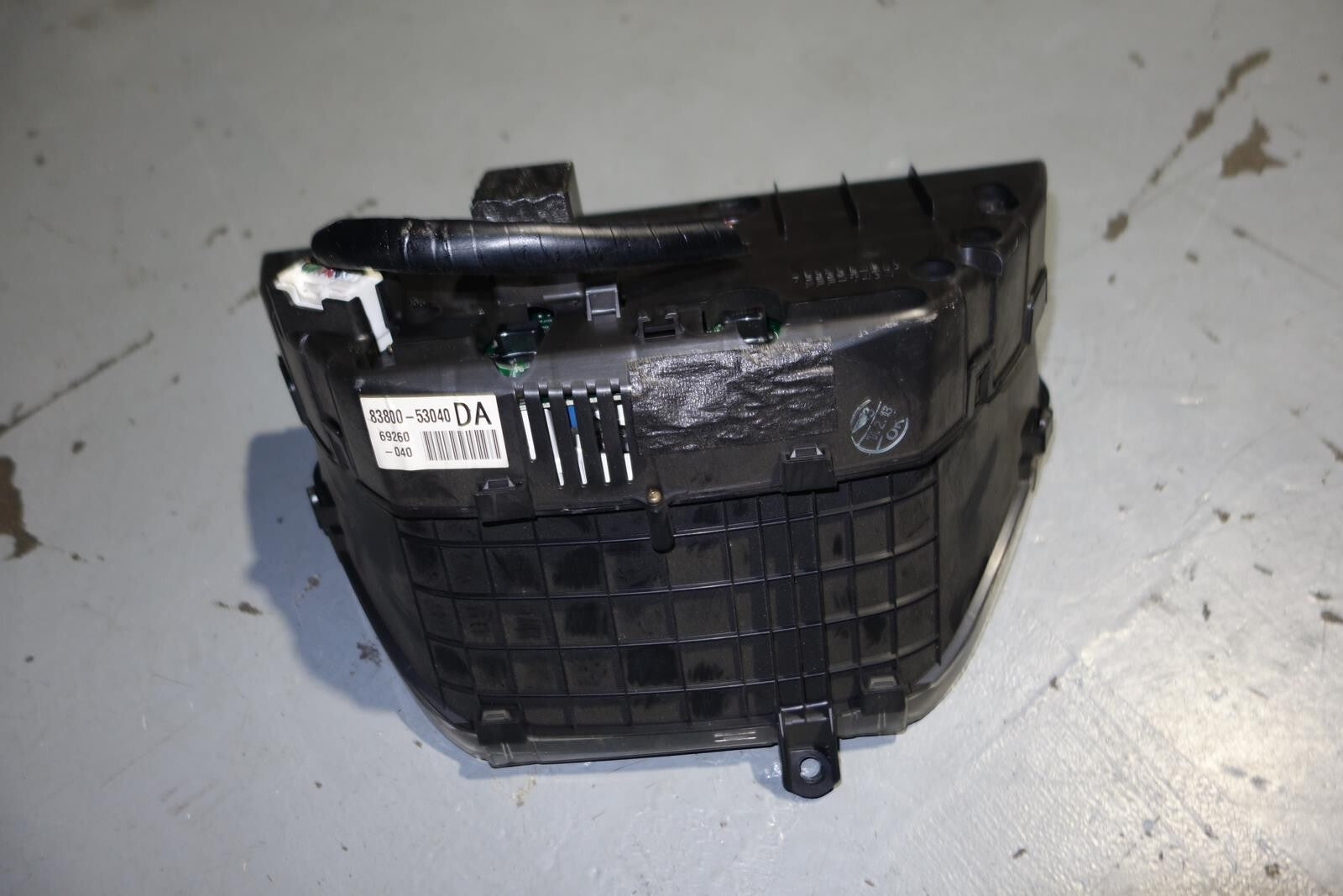 JDM 2001-2005 LEXUS IS300 6 SPEED GENUINE GAUGE CLUSTER  SPEEDOMETER SXE10
