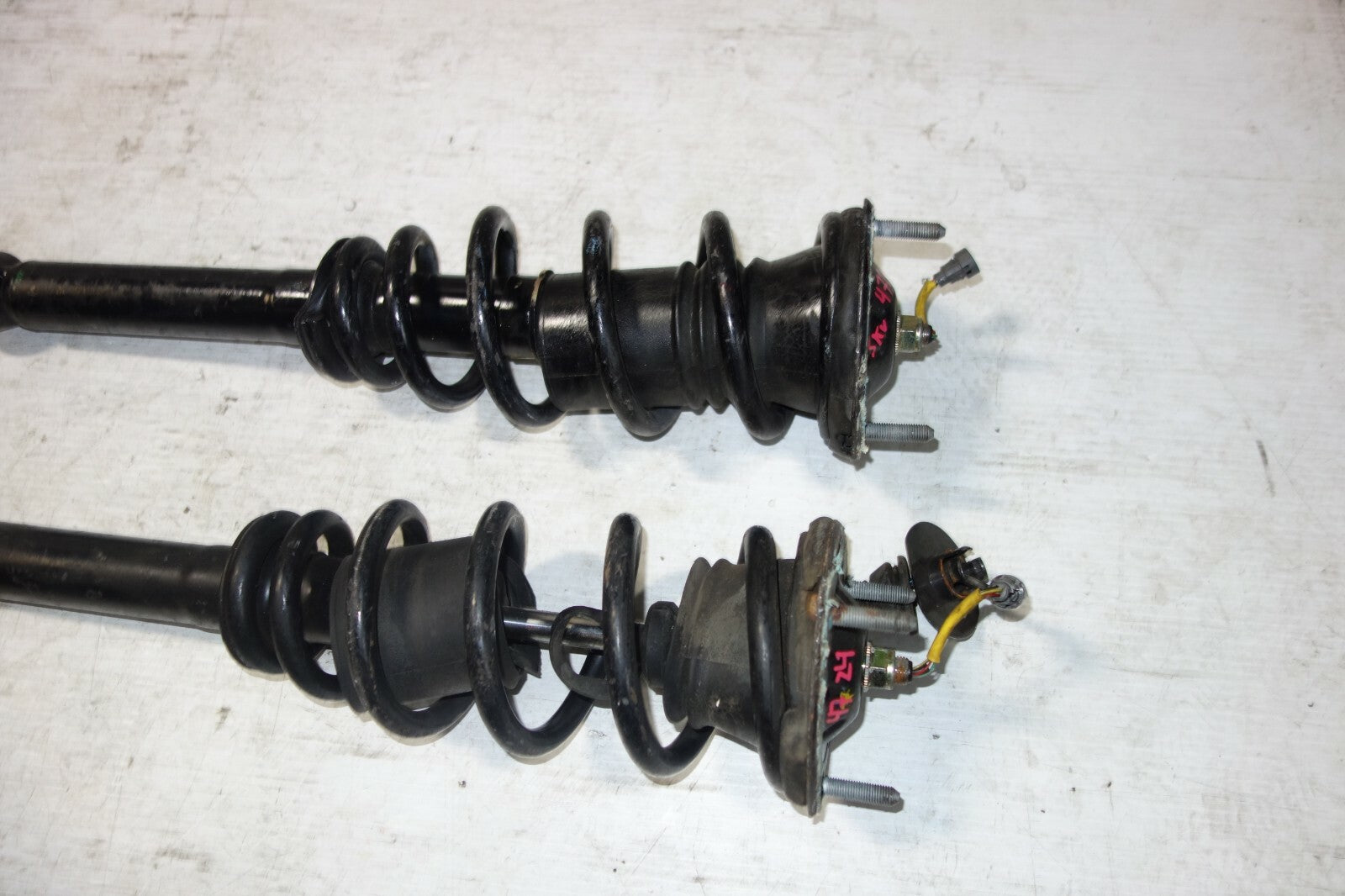 JDM Lexus GS300 / Aristo Front Shocks Struts Springs  JZS147 OEM 1991-1997
