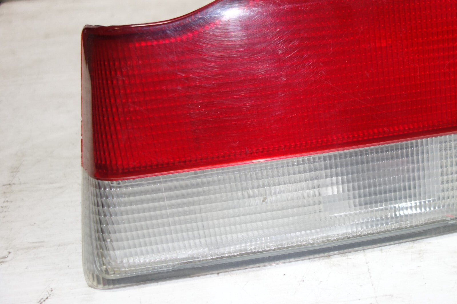 JDM 1996-2000 HONDA DOMANI ACURA EL TRUNK LIGHT  RIGHT SIDE LAMP FITS ACURA EL