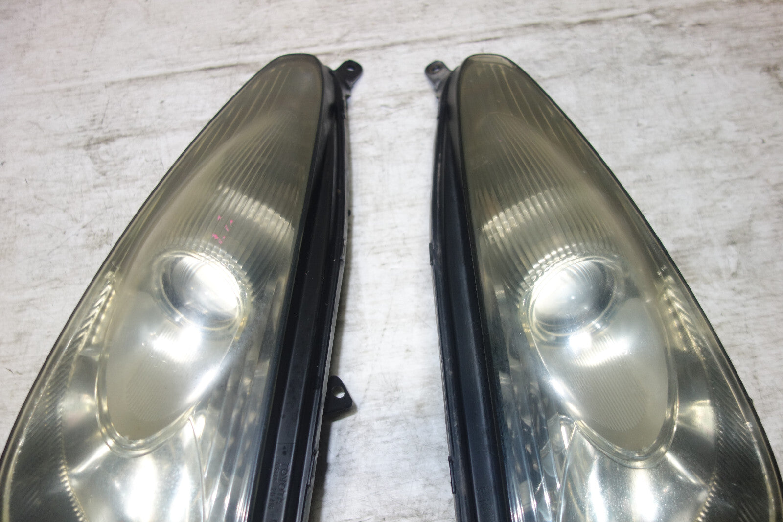JDM Toyota Celica OEM Headlights Lights Head Lamps 2000 2001 2002 2003 2004 2005