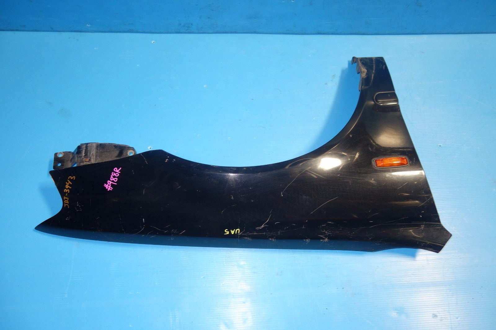 JDM Acura TL 3.2 TL OEM Fender Right RH Passenger Black UA5 With Light 1999-2001
