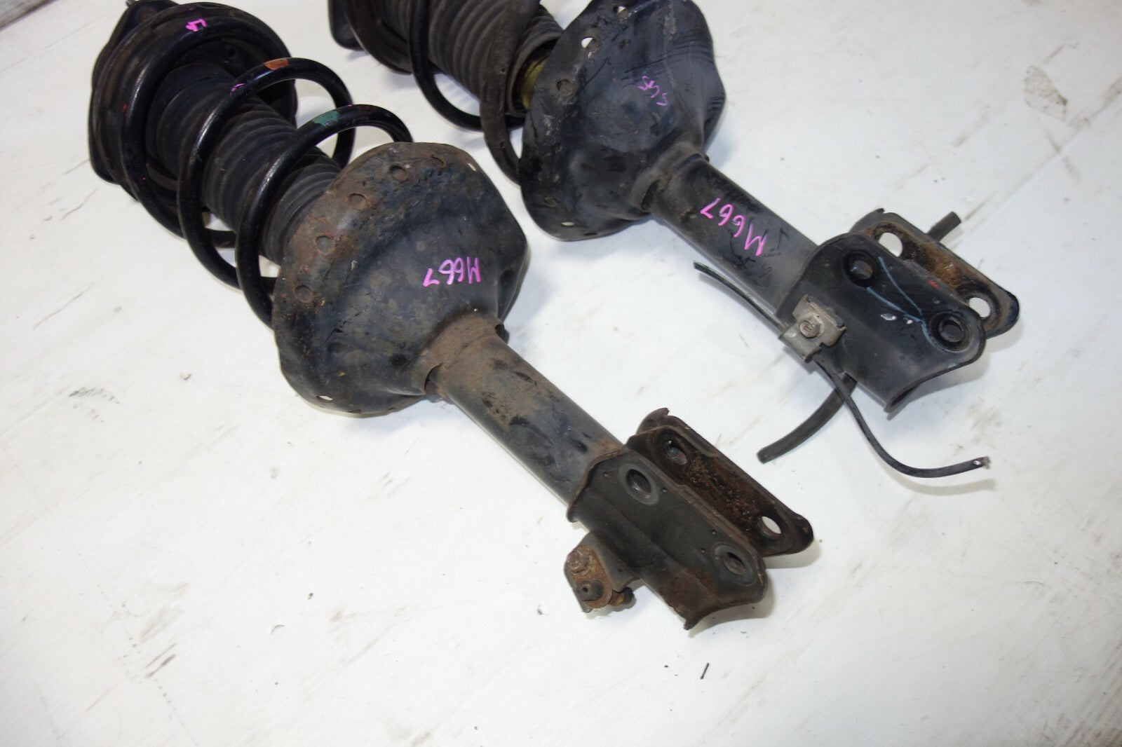 JDM 2003-2008 SUBARU FORESTER SG5 SG9 OEM KYB FRONT SHOCKS STRUTS COIL SPRINGS