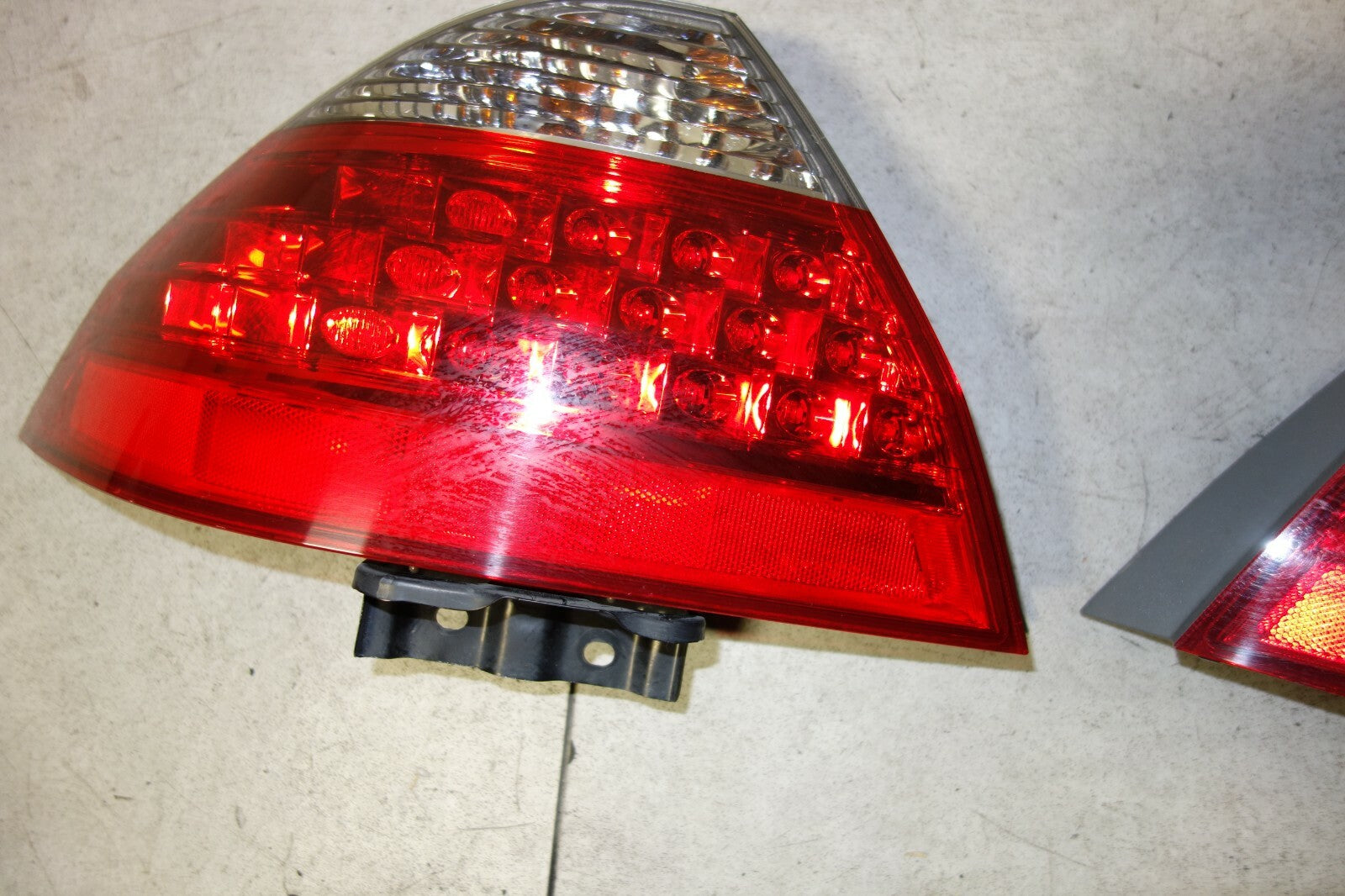 JDM HONDA ACCORD INSPIRE UC1 USED OEM TAIL LIGHTS LAMPS 4 DOOR SEDAN 2006-2007