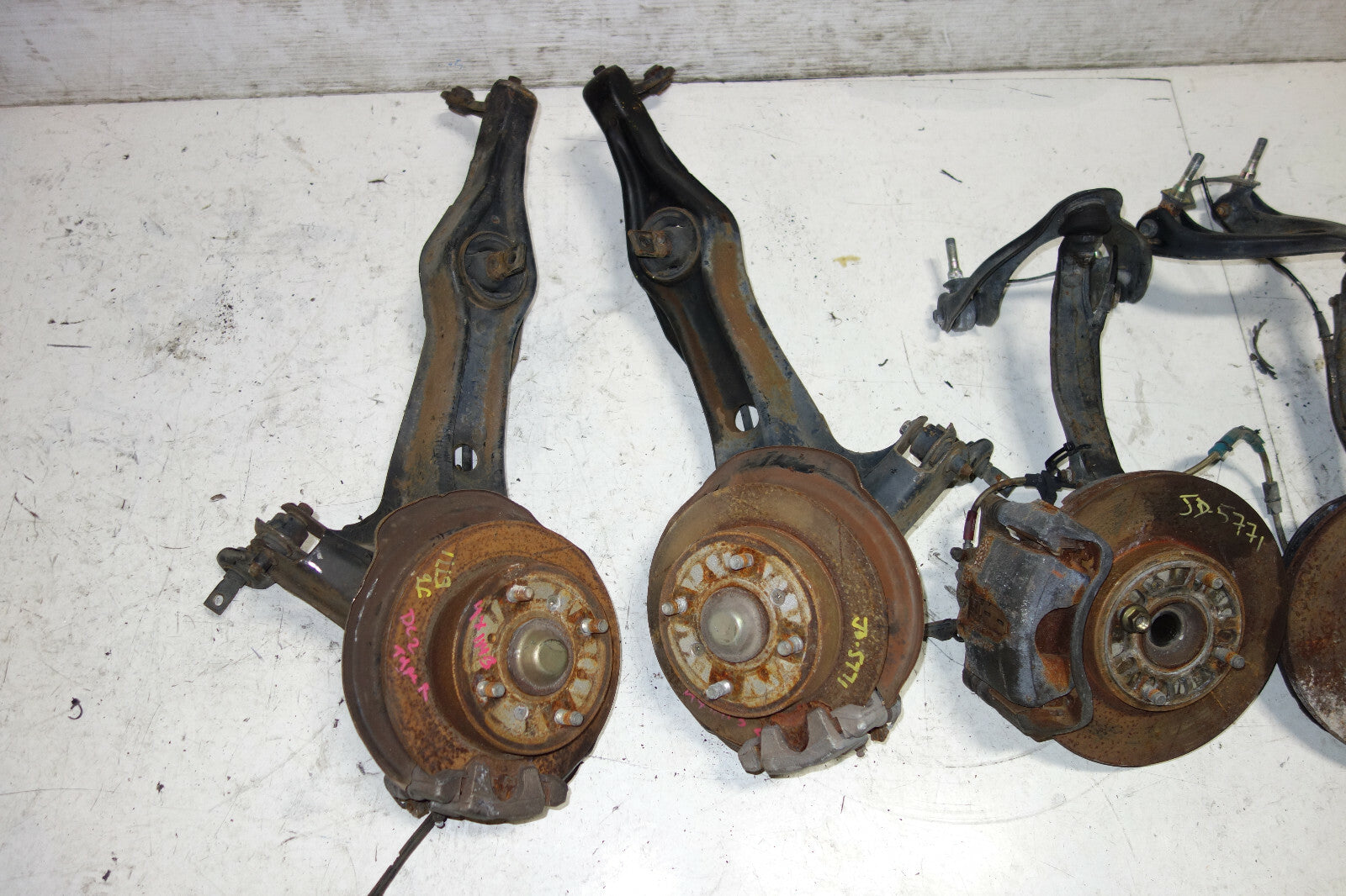 JDM Acura Integra DC2 4 Lug Brake Calipers Spindles Hub Trailing Arms 1994-2001