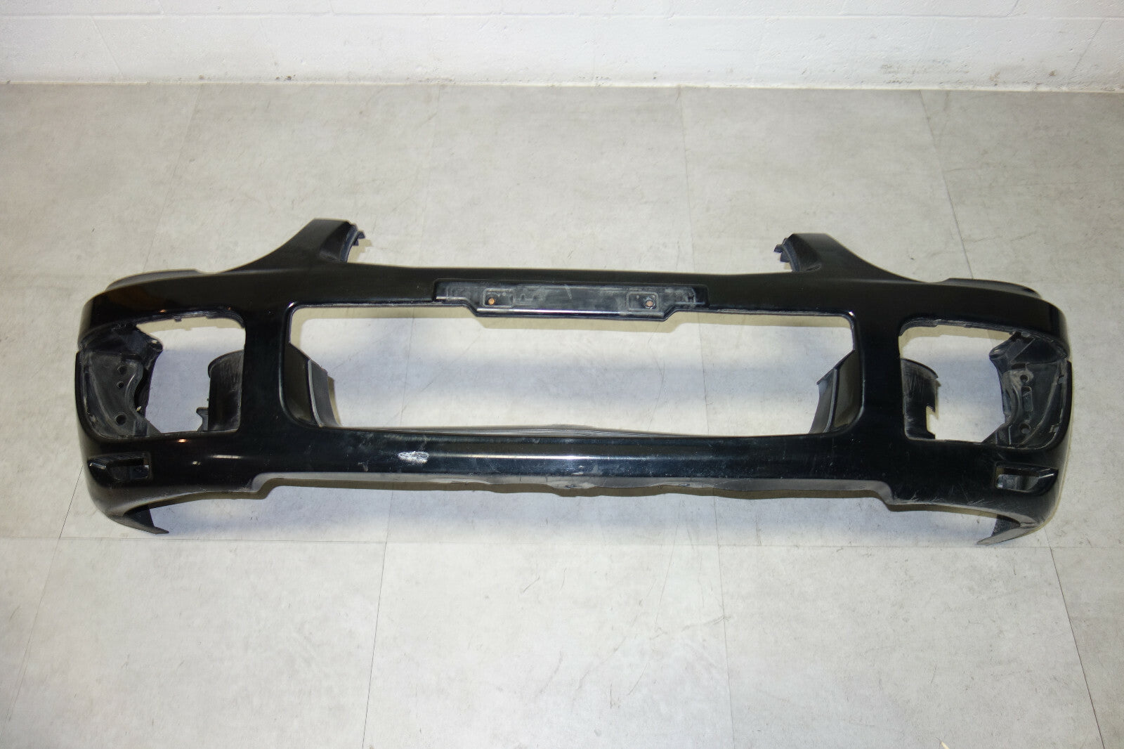 JDM Subaru Impreza WRX Outback Sport Wagon Front Bumper Fogs Hole 2004-2005 V8