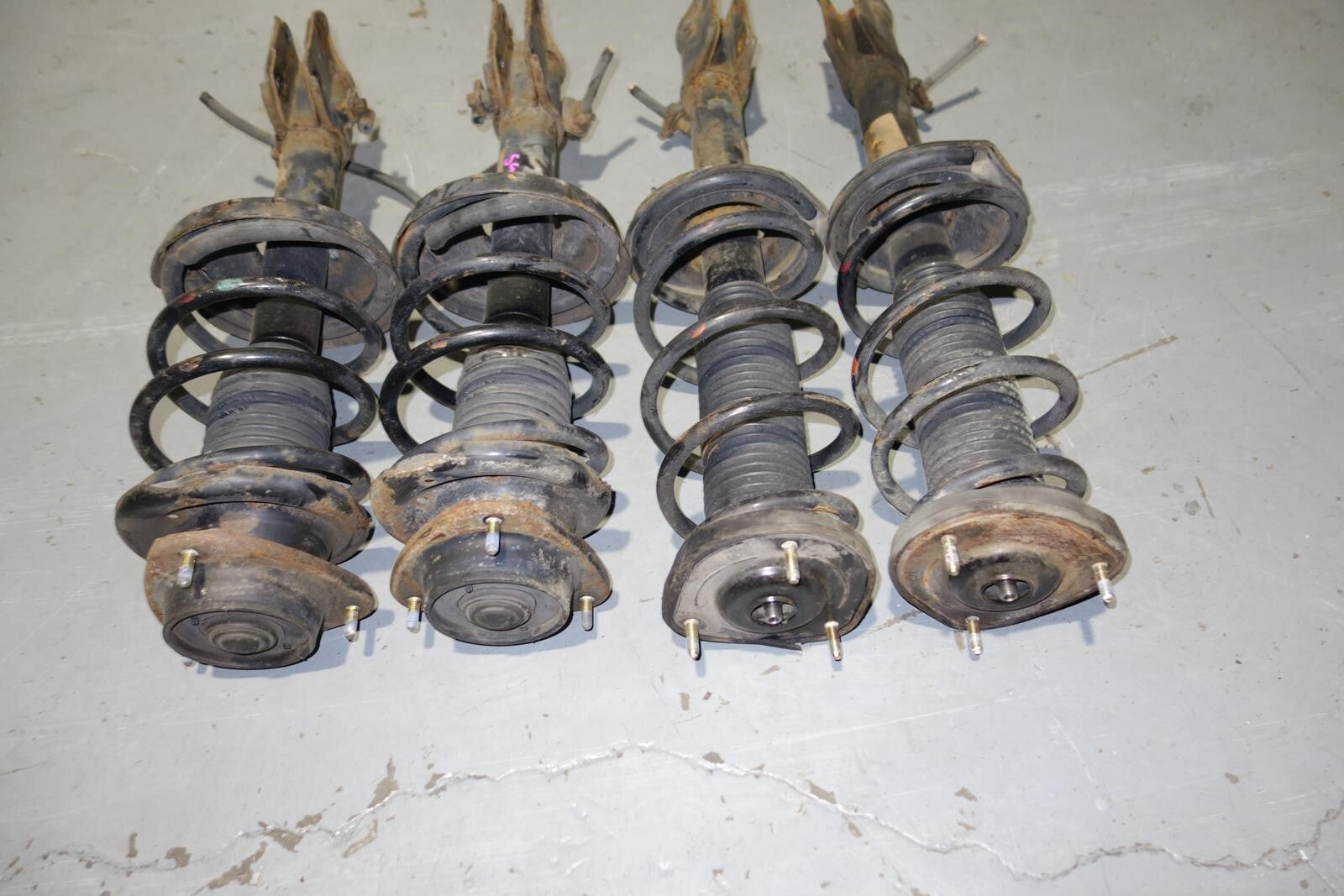 JDM 2003-2008 SUBARU FORESTER SG5 SG9 OEM KYB FRONT & REAR SHOCKS STRUTS COIL