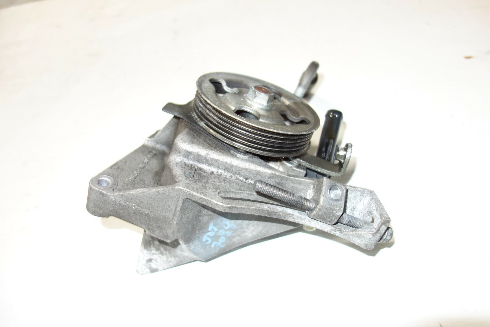 JDM Subaru Impreza WRX STi Power Steering Pump 2008-2014 Turbo EJ257 OEM Genuine
