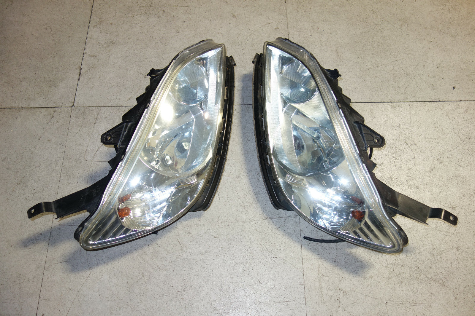 JDM Honda Civic ES EM OEM Headlights Headlamps 2004-2005 Coupe Sedan 2 & 4 Door