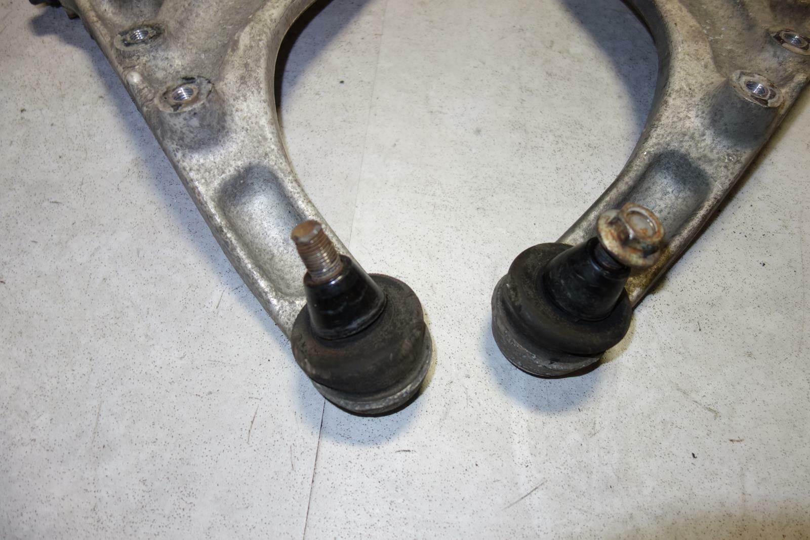 JDM 2003-2009 GENUINE NISSAN 350Z FRONT OEM UPPER CONTROL ARMS  Z33