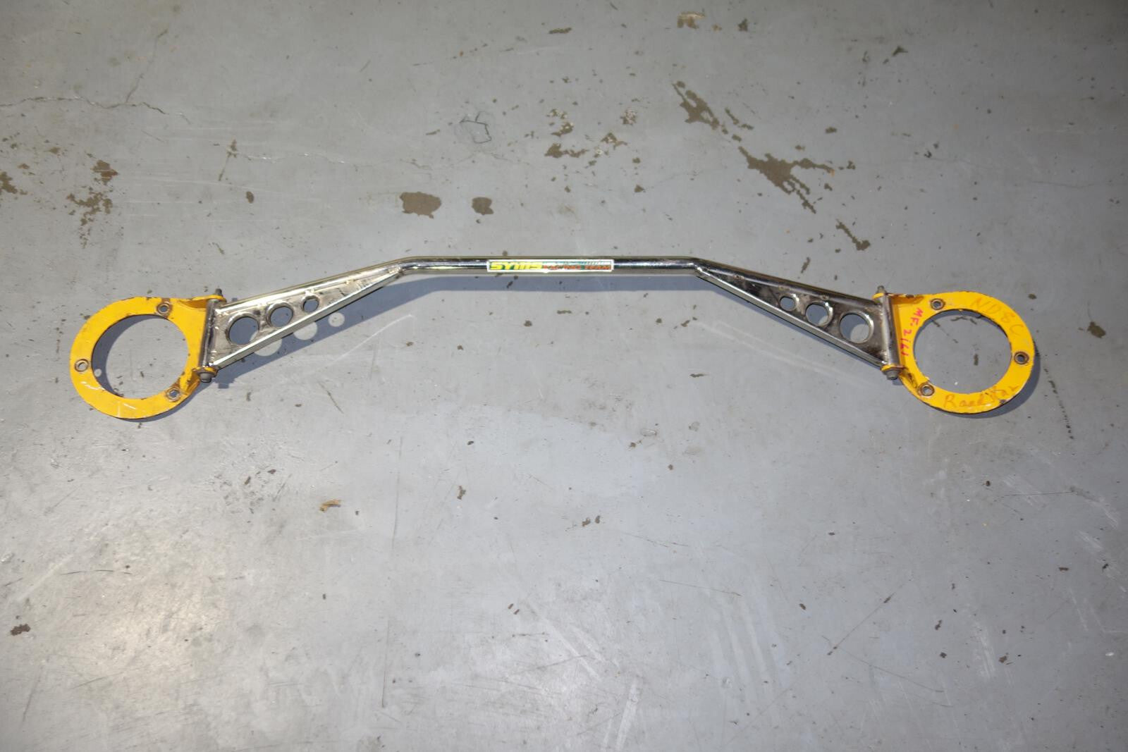 JDM Subaru Legacy STi SYMS Front Strut Bar BH5 BE5 BE9 BH9 BH BE