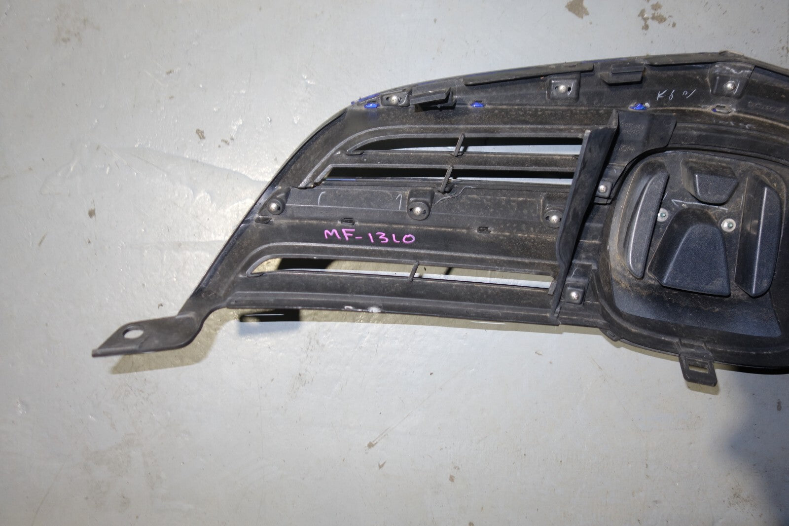 JDM Acura RL OEM Front Grille Honda Emblem KB1 2005 2006 2007 2008 MF-1310