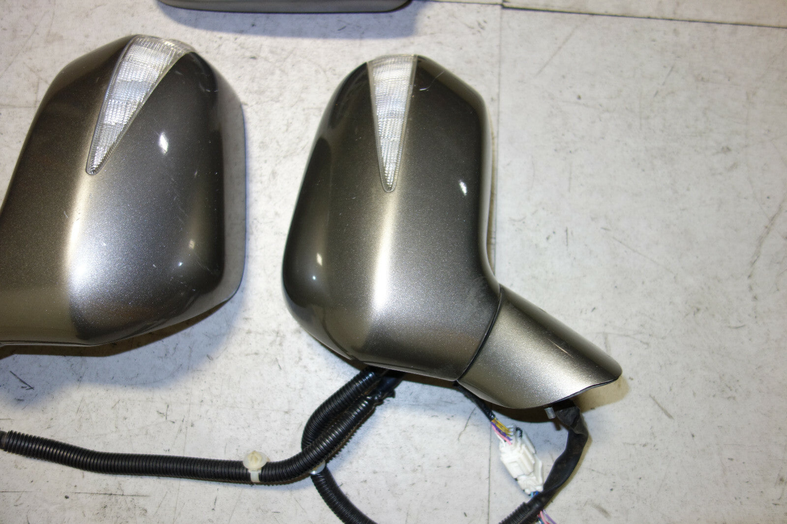 JDM Honda Civic CSX FD1 FD2 Power Folding Mirrors w/ Signal Lights 2006-2011 OEM
