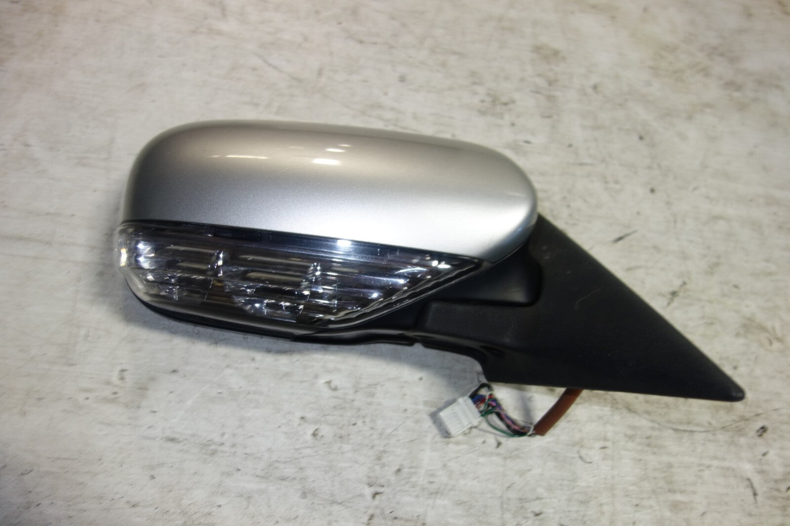 JDM Subaru Legacy Power Door Mirrors Signal Lights 2005-2009