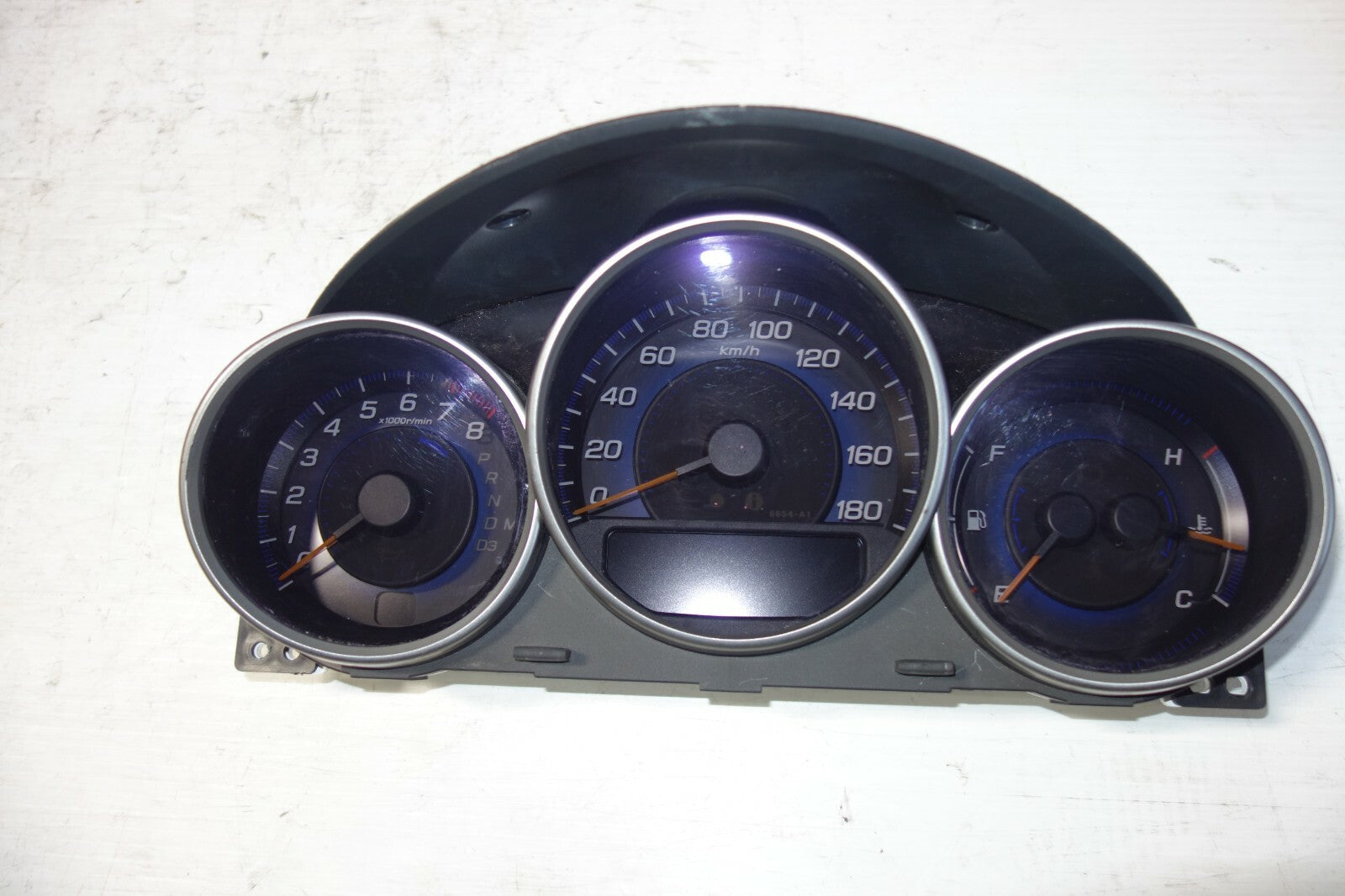 JDM ACURA RL KB1 OEM AUTOMATIC GAUGE CLUSTER  HONDA LEGEND CLUSTER 2005-2008