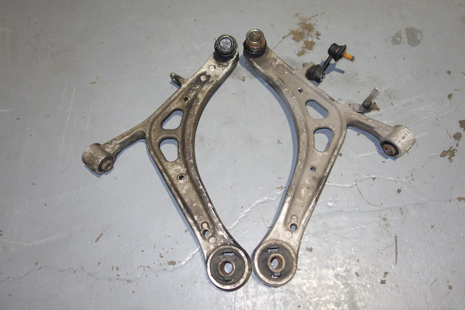 JDM Subaru Impreza WRX Aluminum Front Lower Control Arms 2008-2011