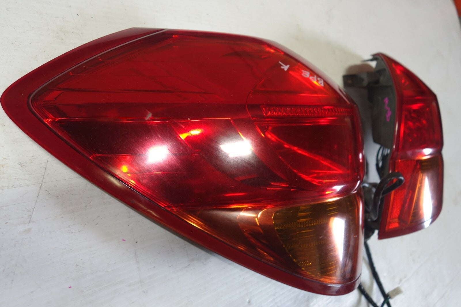 JDM 2005-2009 SUBARU LEGACY OUTBACK KOUKI OEM USED TAIL LIGHTS  TAIL LAMPS