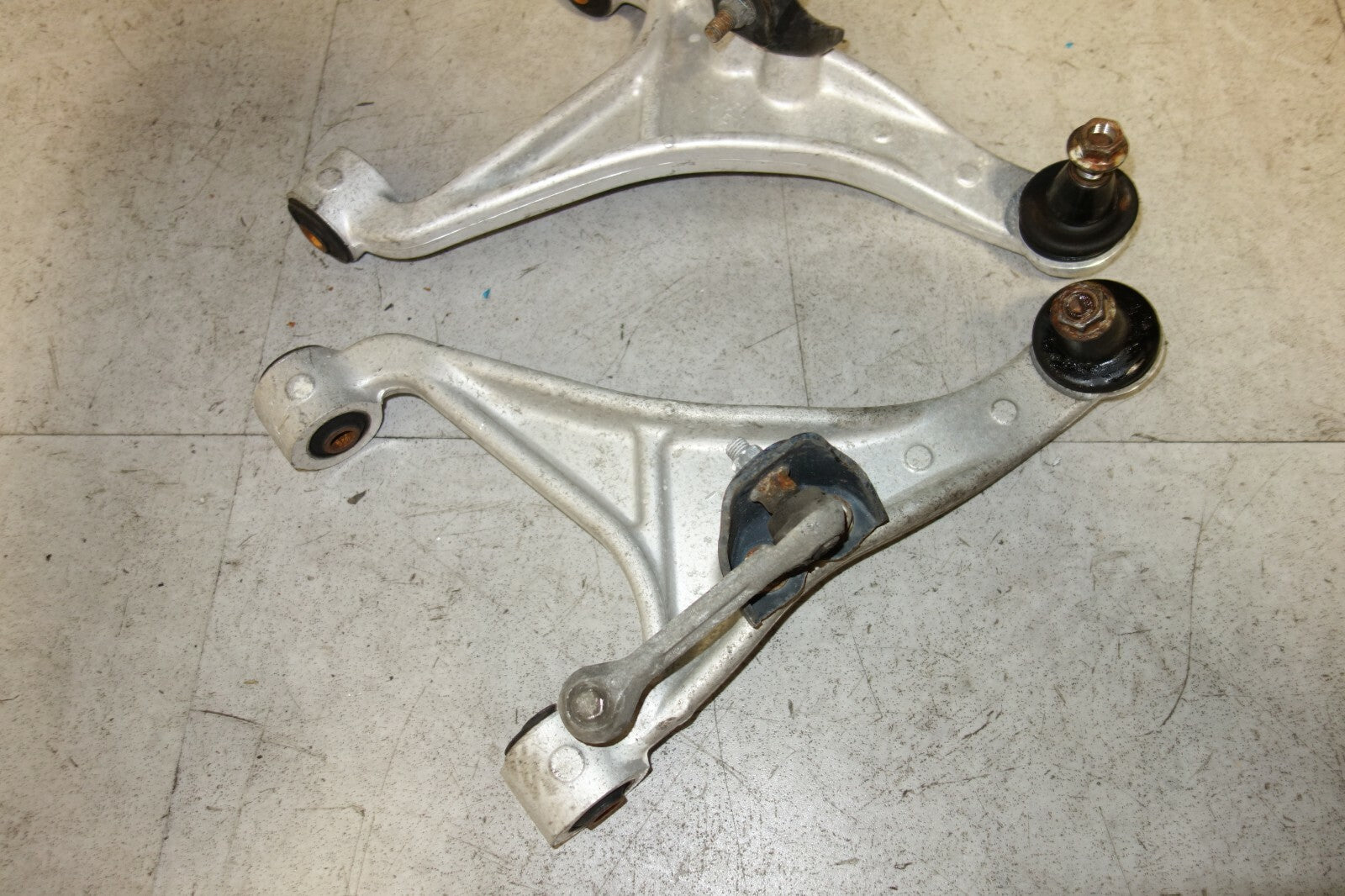JDM Infiniti M35 M45 Rear Upper Control Arms Suspension OEM Genuine 2006-2010