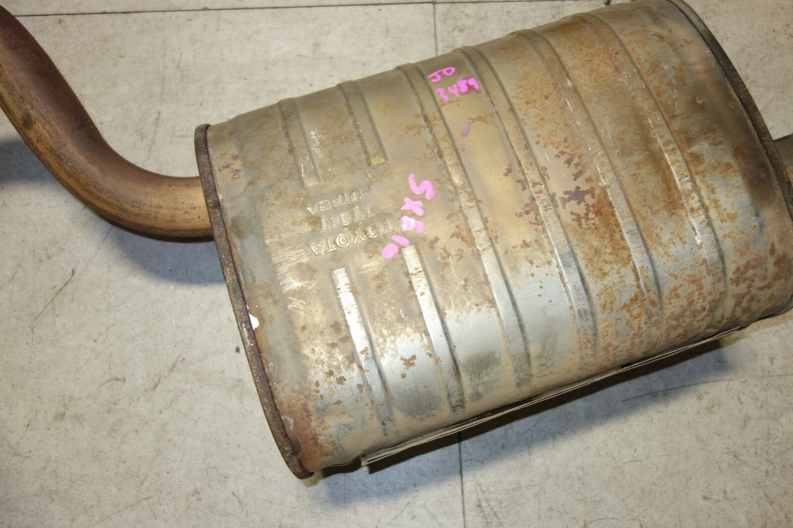 JDM Lexus is300 Toyota Altezza OEM Rear Exhaust Muffler 2001-2005 OEM Japan