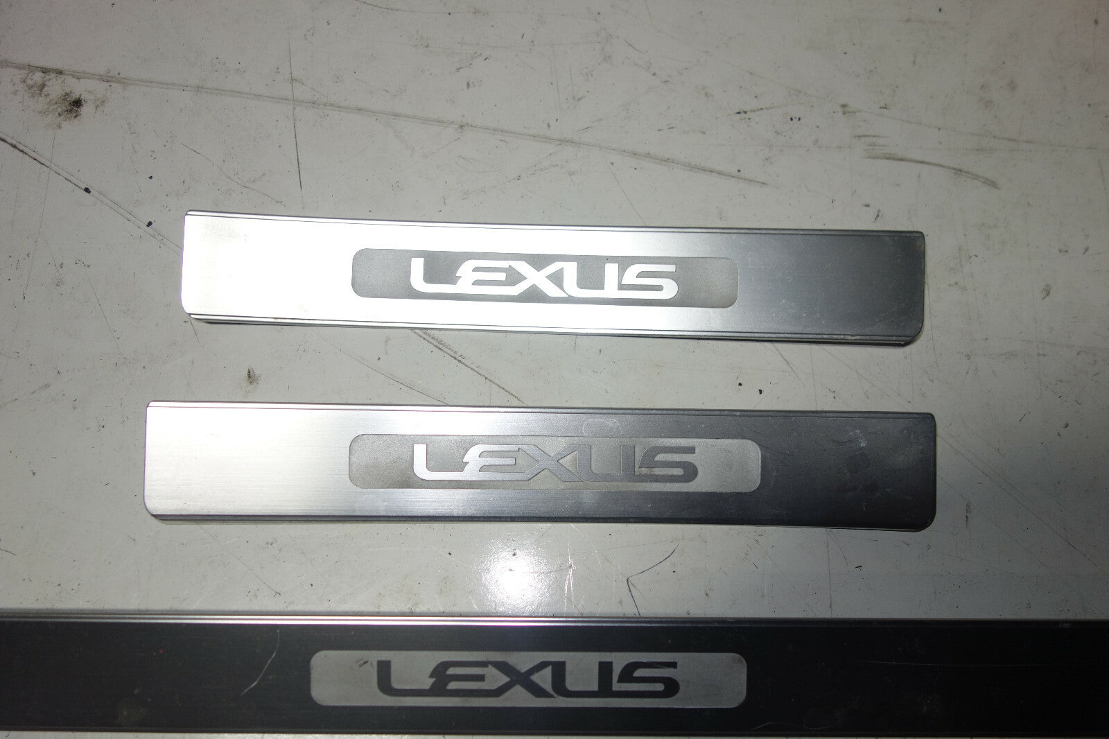 JDM Lexus GS350 GS300 Inner Door Sills Scuff Plates 2006-2011 OEM Japan