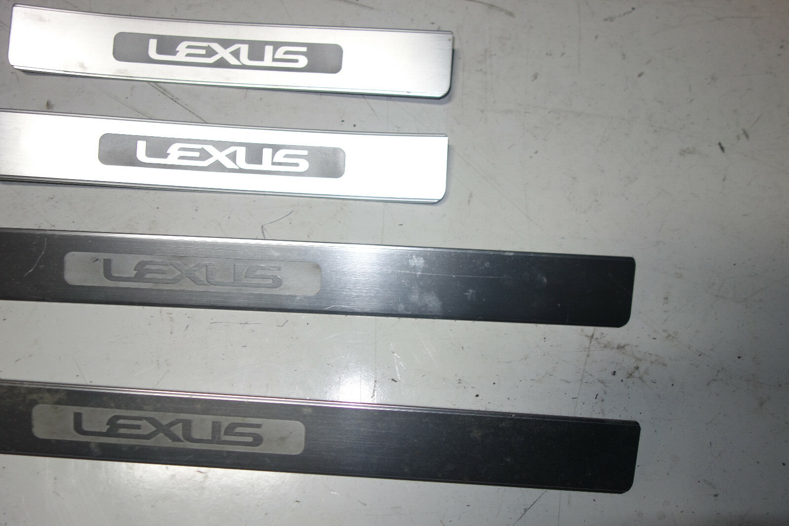 JDM Lexus GS350 GS300 Inner Door Sills Scuff Plates 2006-2011 OEM Japan