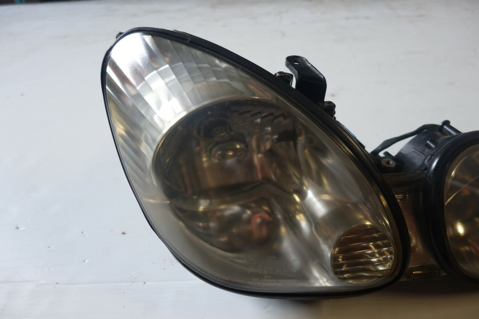 JDM 98-05 LEXUS GS300 GENUINE HEAD LIGHT RIGHT PASSENGER SIDE LAMP GS400 OEM