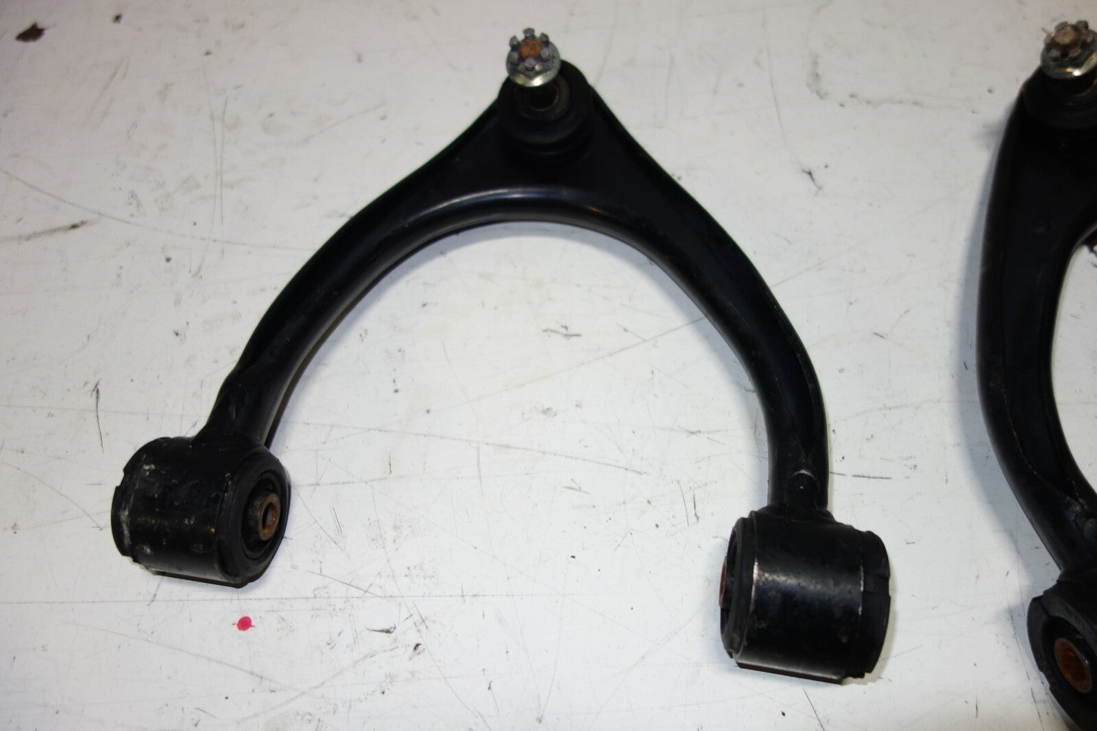 JDM Lexus is300 Altezza Front Upper Control Arms Ball Joints 2001-2005 SXE10 OEM