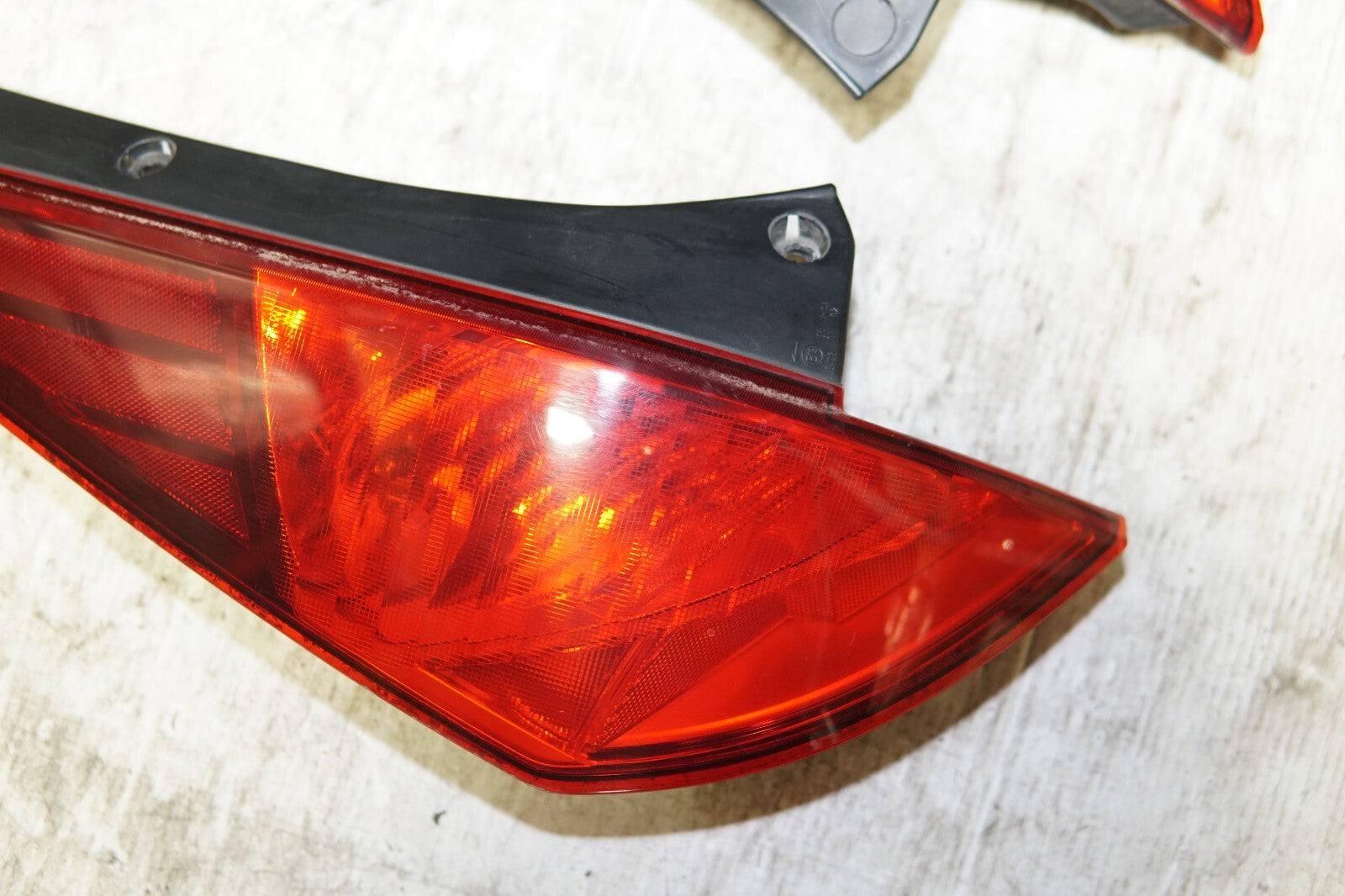 JDM 2003-2005 NISSAN 350Z Z33 OEM GENUINE TAIL LIGHT PAIR TAILLIGHT LEFT & RIGHT