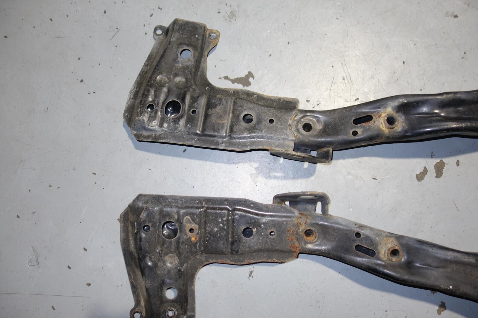 JDM 2003-2008 SUBARU FORESTER STi FRONT SUBFRAME  U SHAPE SUB FRAME SG5 SG9