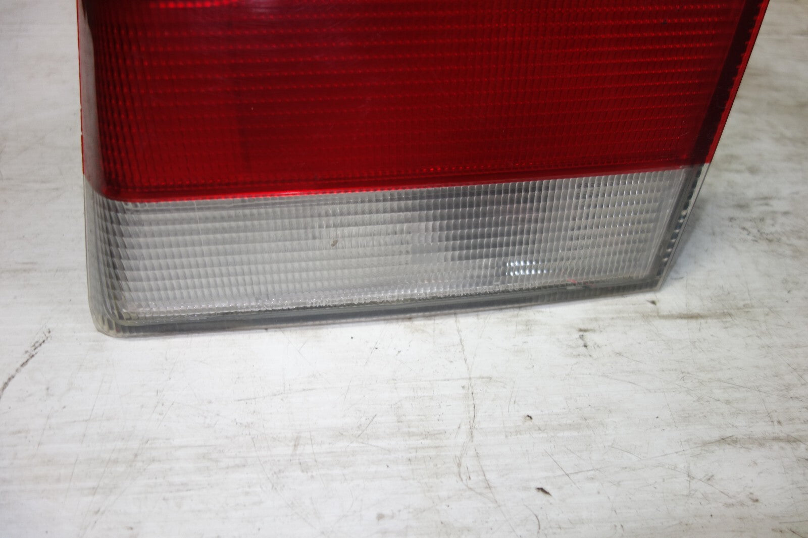 JDM 1996-2000 HONDA DOMANI ACURA EL TRUNK LIGHT  RIGHT SIDE LAMP FITS ACURA EL