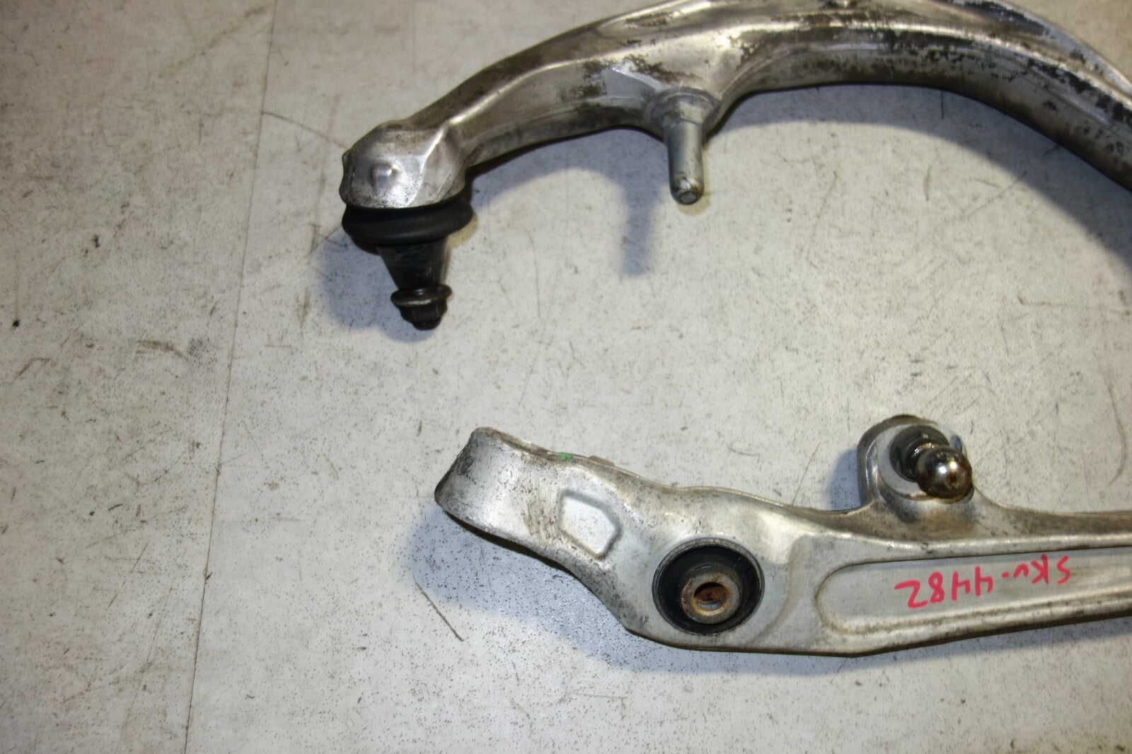 JDM Nissan 350z / G35 OEM Front Lower Control Arm Pair Rearward Forward LH 03-09