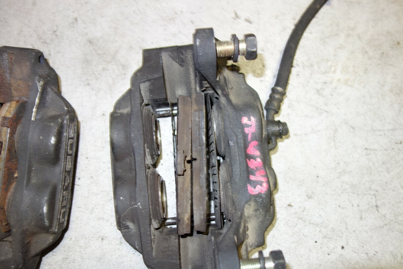 JDM Subaru Forester Legacy 4 Piston Front Brake Calipers Pair Upgrade 4 Pots