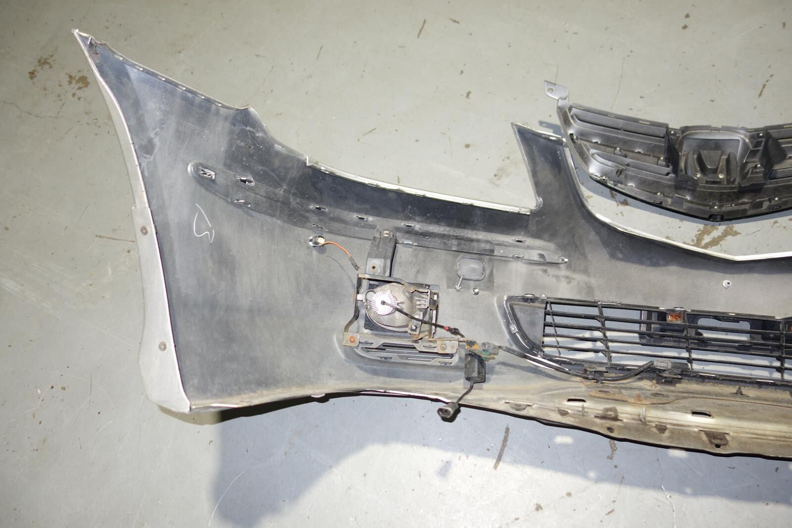 Acura RL OEM Front Bumper Cover Modulo Lip Fog Lights 2005-2008 JDM Legend KB1