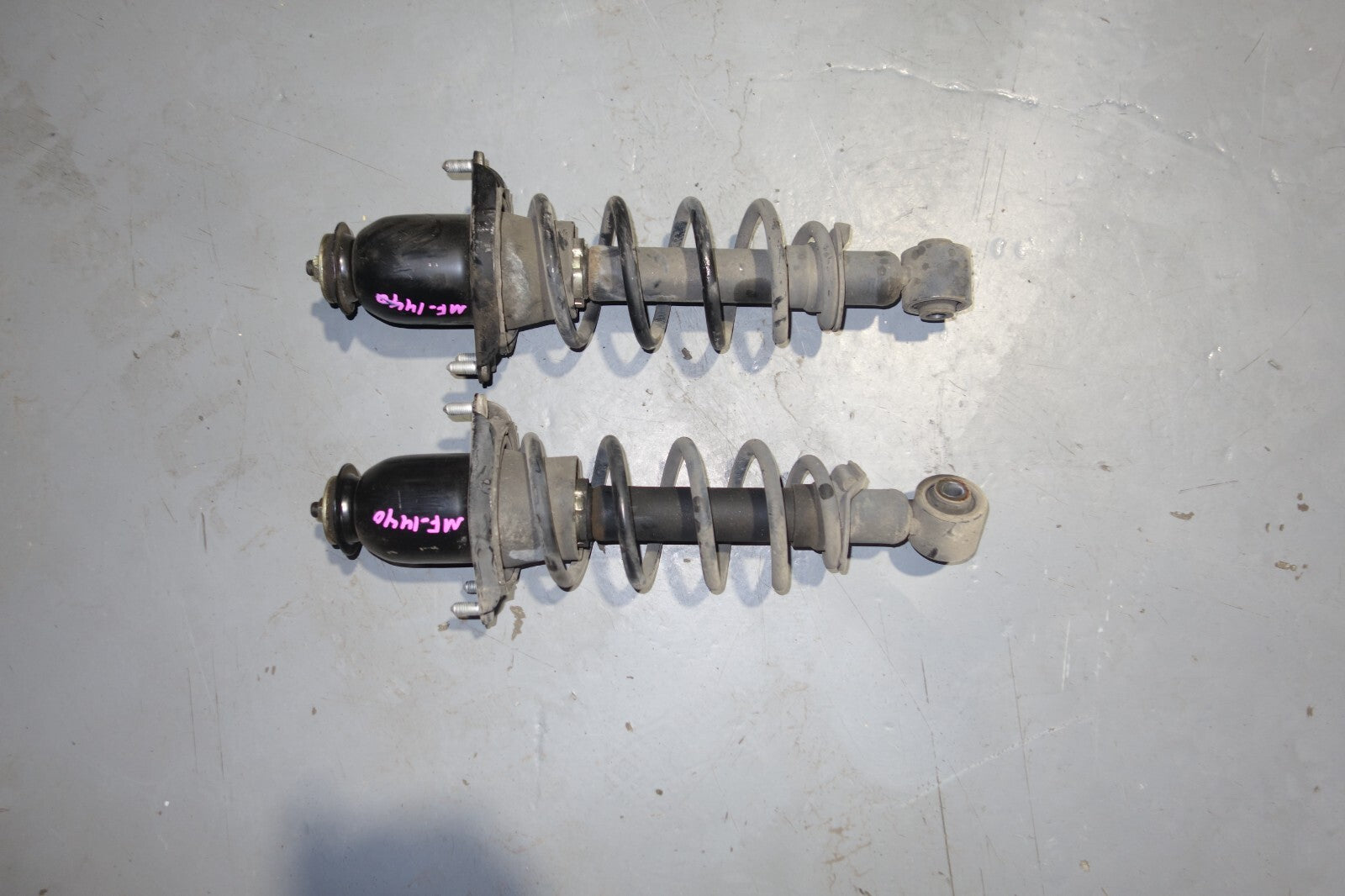 JDM 2000-2005 TOYOTA CELICA REAR SHOCKS STRUTS COIL SPRING LEFT & RIGHT