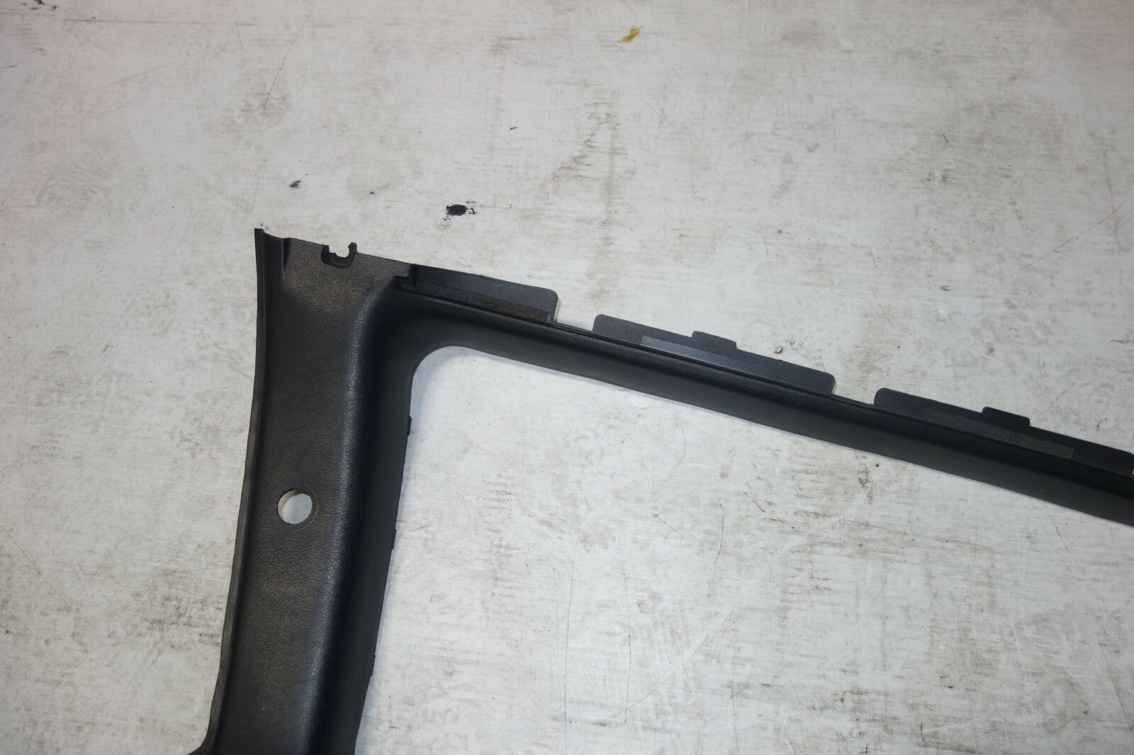 JDM Honda CRX Si Rear Quarter Panel Trim Plastic For Glass OEM LH 1988-1991