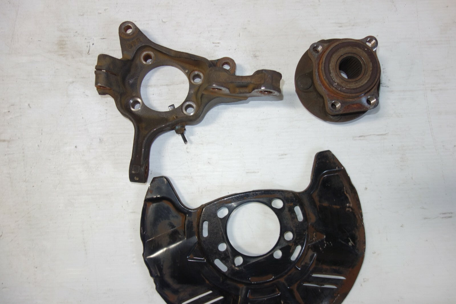 JDM SUBARU FORESTER FRONT SPINDLE HUB KNUCKLE BEARING LEFT SIDE 2009-2014