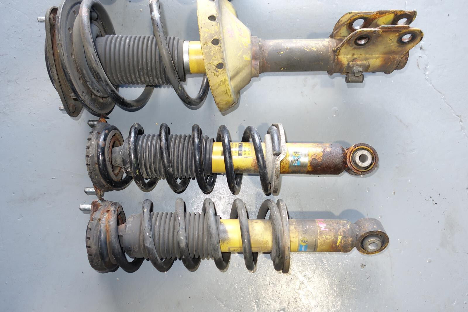 JDM Subaru Legacy BILSTEIN Shocks Struts Springs Suspension 2005-2009 Outback