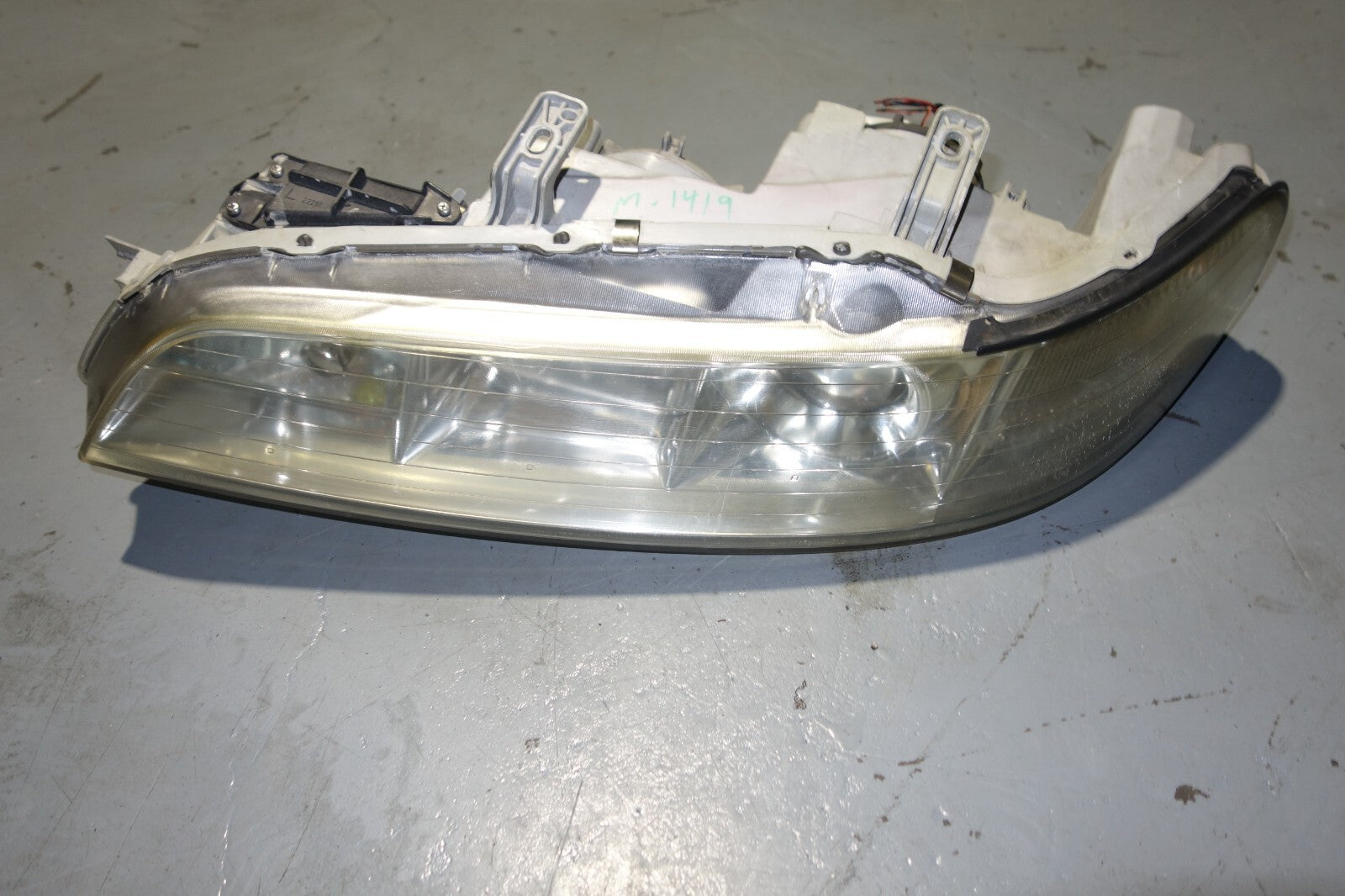 JDM 1994-2001 HONDA ACURA INTEGRA HEAD LIGHT DC2 OEM LEFT DRIVER SIDE USED