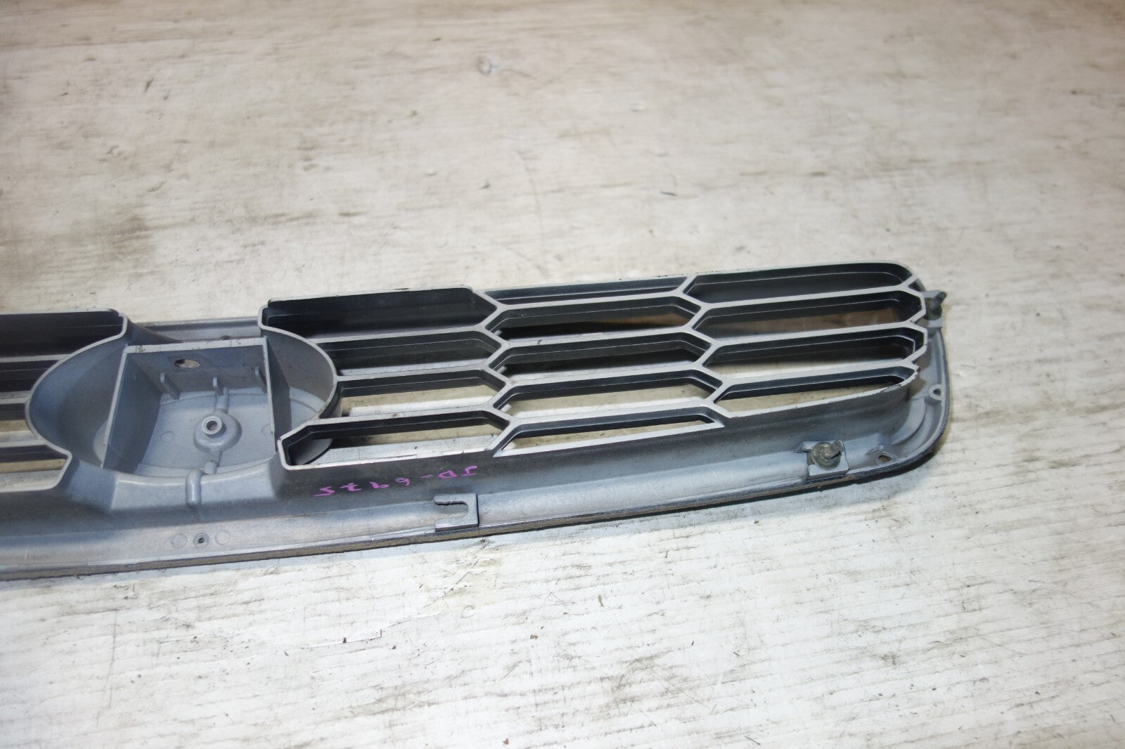 JDM Subaru Legacy BH5 Front Grille Grill Honeycomb 2000-2004