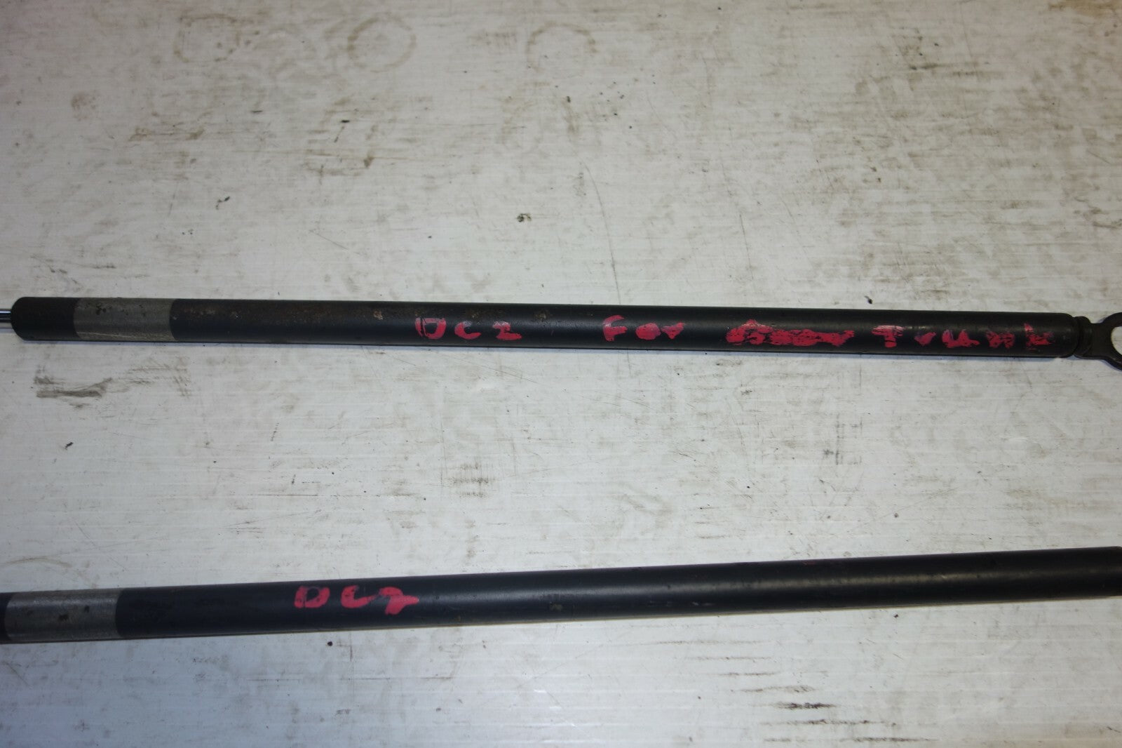 Honda Integra DC2 Type-R Rear Tailgate Damper Gas Spring Strut Pairs OEM Genuine