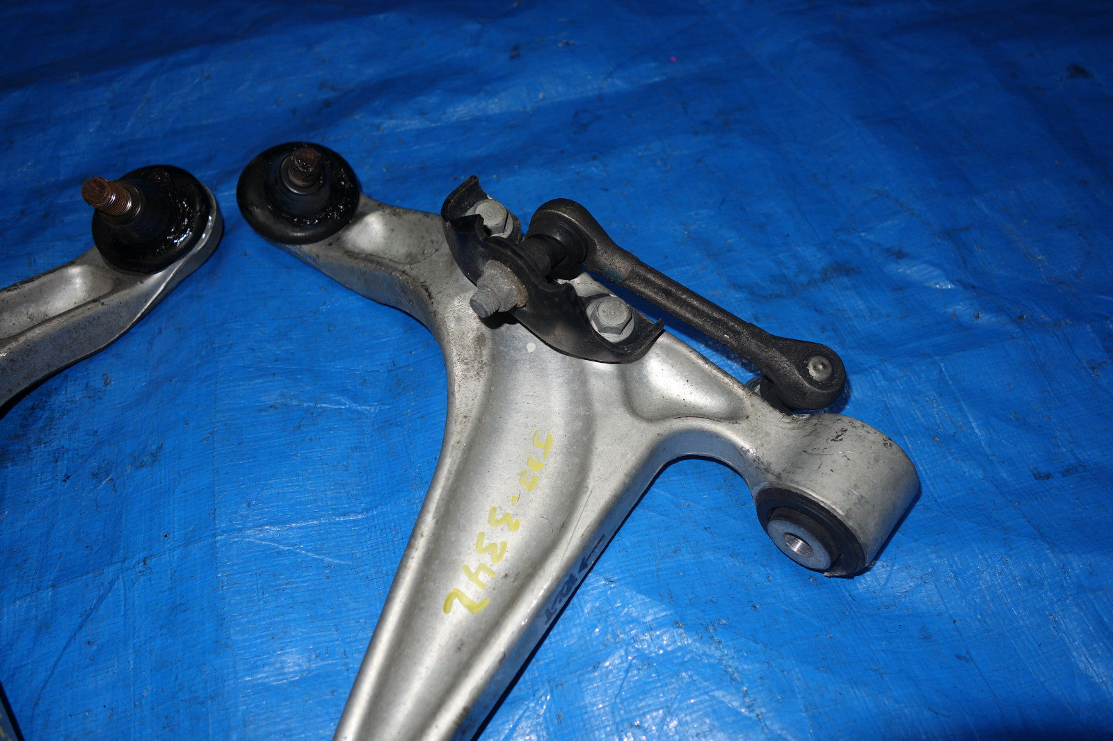 JDM Infiniti G35 OEM Rear Upper Control Arms Ball Joints Pair CPV35 2003-2006
