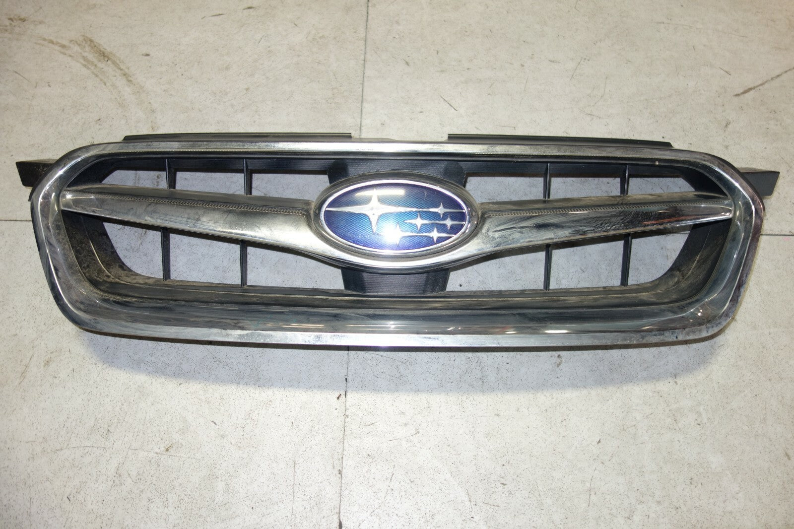 JDM 2008-2009 GENUINE SUBARU LEGACY  OEM GRILLE GRILL BPE FITS:SUBARU LEGACY