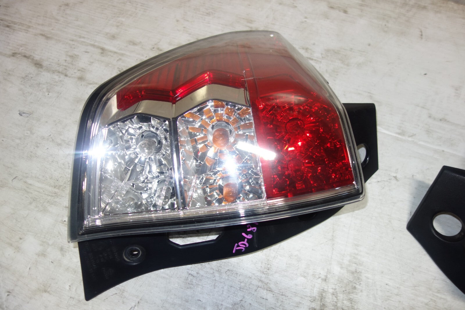 JDM 2009-2013 SUBARU FORESTER OEM USED TAIL LIGHTS TAIL LAMPS SH9 SH5 FORESTER
